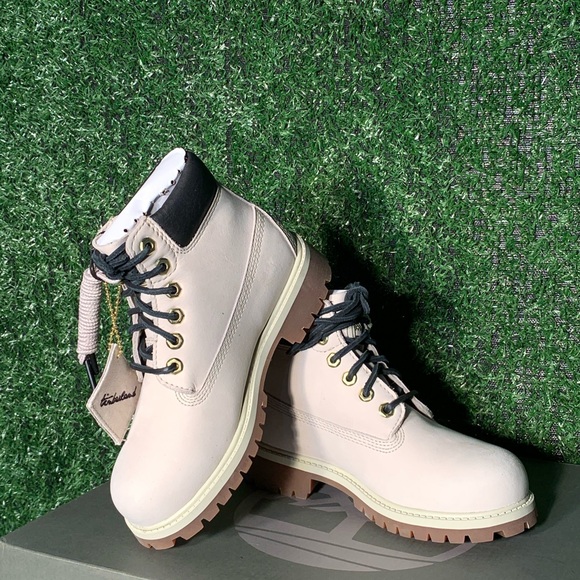 Timberland youth 6in premium boot Cement. - Picture 2 of 5